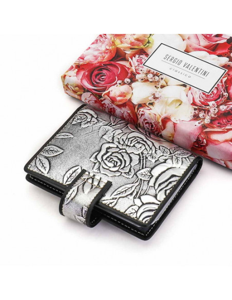 Визитница 8146-010 от известного бренда Серджио Валентини можно купить в магазинах Надежная Джинса, с доставкой или самовывозом