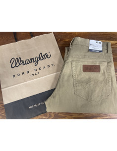 Купить джинсы Wrangler W121-TA-223 можно в магазине Надежная Джинса